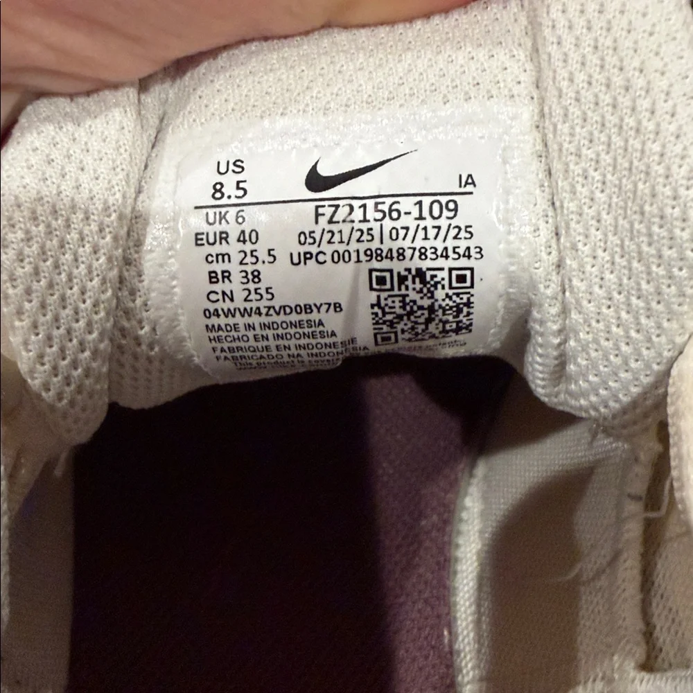 Nike Vapor Lite 3 Tennis - Pale Ivory - Women’s - 8.5 - Picture 3 of 6
